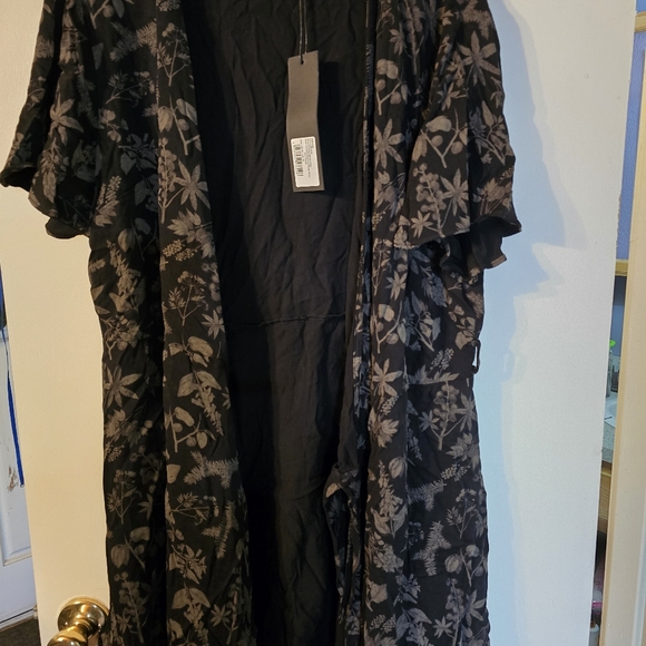 Disturbia Poisonous Plants Wrap Dress US 16 NWT - Picture 2 of 2